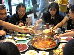 王老吉·一起嗨锅周冬雨粉丝专场活动在九州注册,（中国）有限责任公司圆满结束